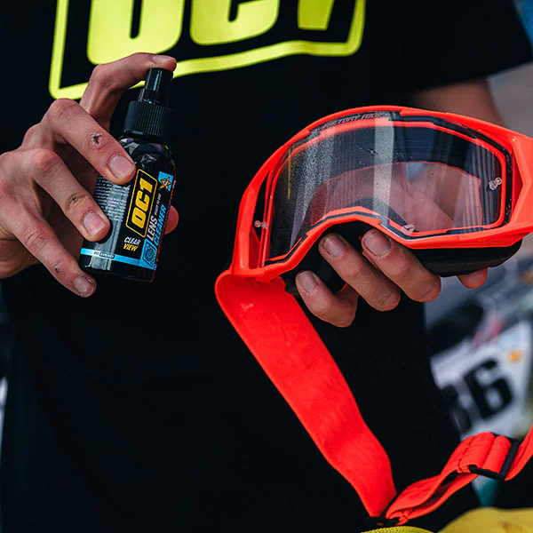 Applying OC1 Anti-Fog to motorcycle goggles