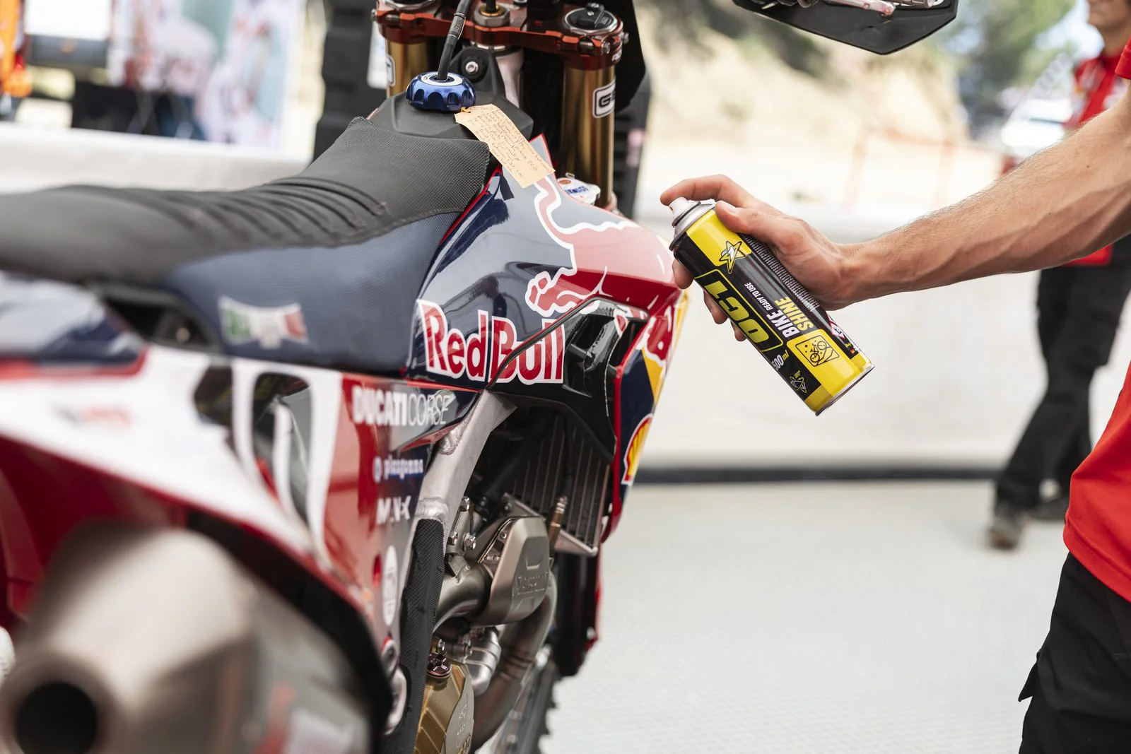 How to protect a motorcycle after washing: paint, plastics and fairings