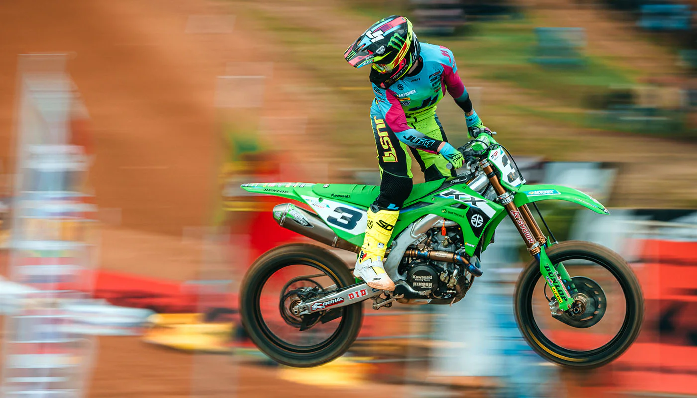 Motocross or enduro motorcycle? Differences worth knowing before buying