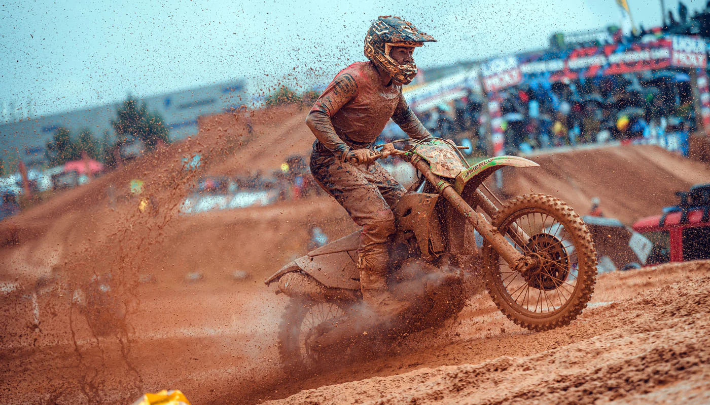 How to care for off-road motorcycles and MTB bikes after riding in mud