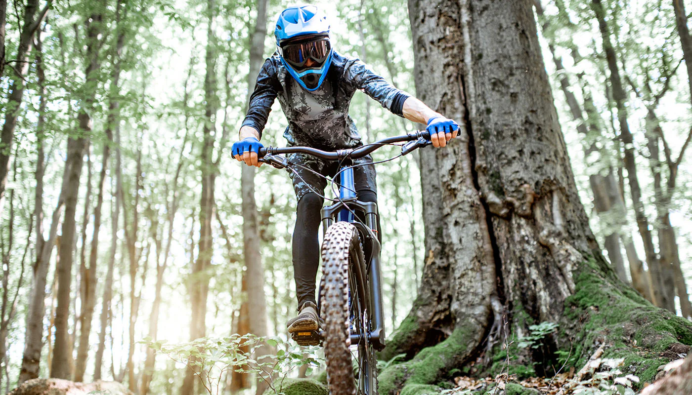 Downhill vs Enduro – Discipline and Equipment Differences